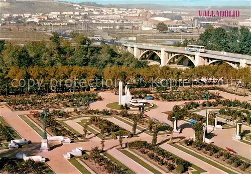 AK / Ansichtskarte Valladolid Rosaleda Monumento a los Reyes Catolicos Valladolid