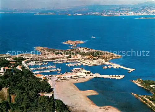 AK / Ansichtskarte Le_Brusc_83 Vue aerienne du port des Embiez 