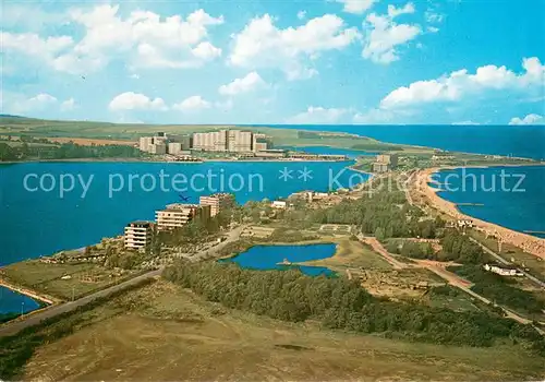 AK / Ansichtskarte Heiligenhafen_Ostseebad Steinwarder mit Ferienpark Fliegeraufnahme Heiligenhafen_Ostseebad