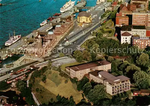 AK / Ansichtskarte Hamburg St Pauli Landungsbruecken Fliegeraufnahme Hamburg