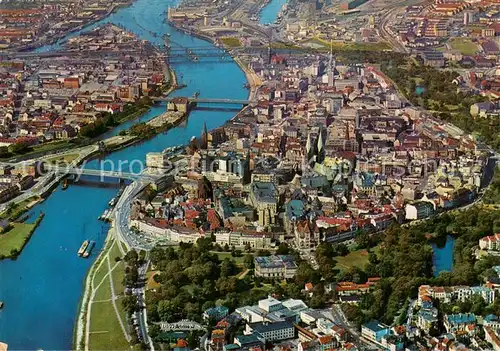 AK / Ansichtskarte Bremen Stadtzentrum Fliegeraufnahme Bremen