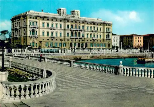 AK / Ansichtskarte Livorno Terrasse und Palast Hotel Livorno