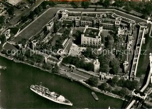 AK / Ansichtskarte London__UK Fliegeraufnahme Tower of London 