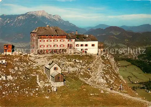 AK / Ansichtskarte Watzmannhaus mit Untersberg Watzmannhaus