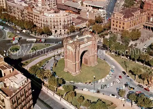 AK / Ansichtskarte Barcelona_Cataluna Arc de Triomphe Fliegeraufnahme Barcelona Cataluna
