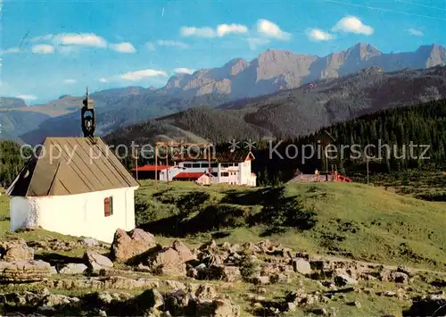 AK / Ansichtskarte Reit_Winkl Alpengasthof und Unterkunftshaus Winkmoosalm Kapellchen Reit_Winkl