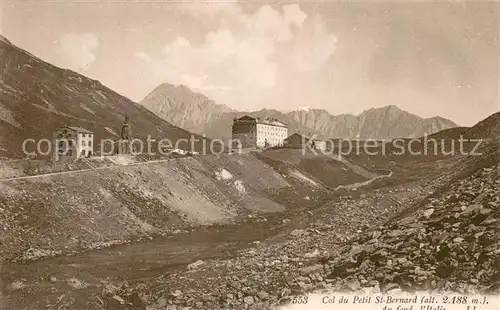 AK / Ansichtskarte Col_du_Petit_Saint_Bernard au fond l Italie Col_du