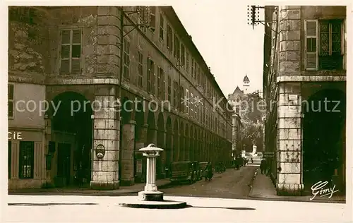 AK / Ansichtskarte Chambery_73 Rue de Boigne Portiques Chateau des Ducs de Savoie 