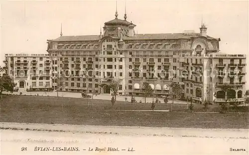 AK / Ansichtskarte Evian les Bains_74 Royal Hotel 
