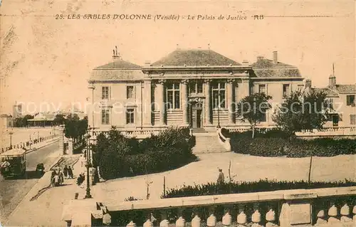 AK / Ansichtskarte Les_Sables d_Olonne_85 Palais de Justice 