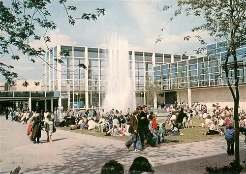 AK / Ansichtskarte Milton_Keynes_UK Garden Court Central shopping Aerea 