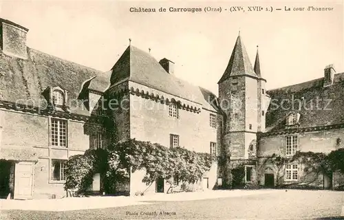 AK / Ansichtskarte Carrouges Chateau   La cour d honneur Carrouges