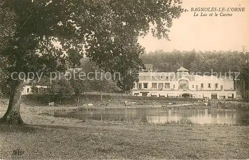 AK / Ansichtskarte Bagnoles de l_Orne Le Lac et le Casino Bagnoles de l_Orne