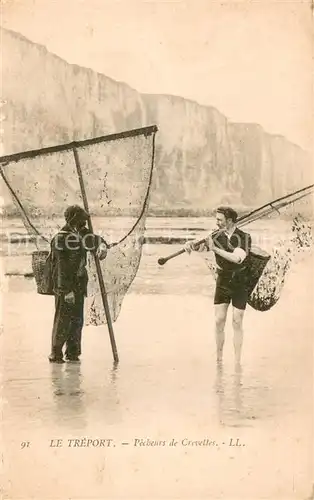 AK / Ansichtskarte Le_Treport_76 Pecheurs de Crevettes 