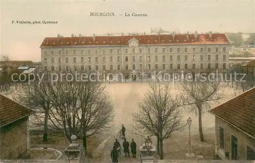 AK / Ansichtskarte Bourgoin Jallieu La Caserne Bourgoin Jallieu
