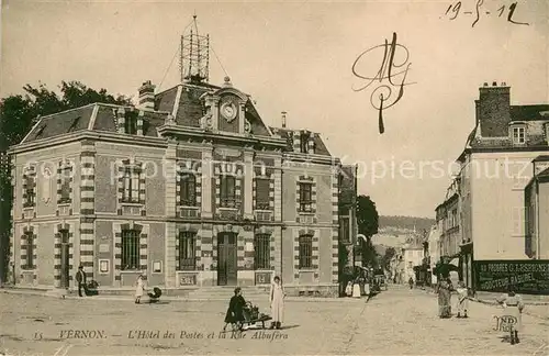 AK / Ansichtskarte Vernon_27 Hotel des Postes et la Rue Albufeira 