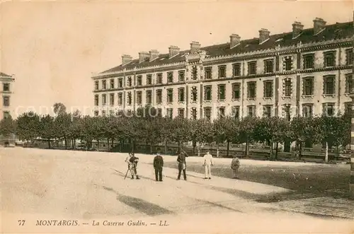 AK / Ansichtskarte Montargis_45 La Caserne Gudin 