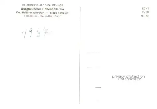 AK / Ansichtskarte Heilbronn_Neckar Dt Jagd Falkenhof Burgfalknerei Hohenbeilstein Falkner mit Steinadler Sari Heilbronn Neckar