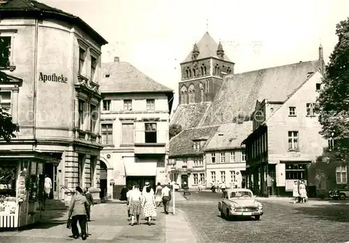 AK / Ansichtskarte Greifswald Strassenpartie Apotheke Greifswald