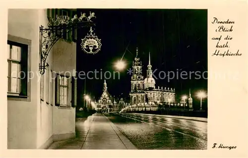 AK / Ansichtskarte Dresden Blick zur kath Hofkirche Dresden