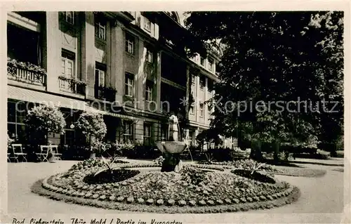 AK / Ansichtskarte Bad_Liebenstein Partie im Kurgarten Brunnen Bad_Liebenstein