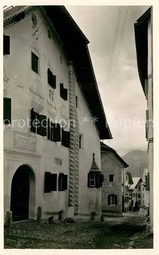 AK / Ansichtskarte 33 Guarda_GR Dorfpartie  