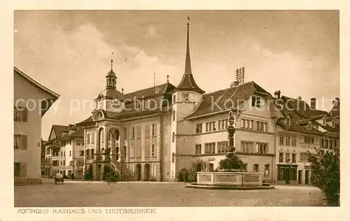 Zofingen_AG Rathaus und Thutbrunnen 