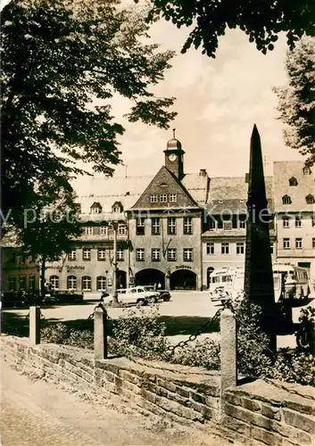 Wolkenstein_Erzgebirge Rathaus mit Postsaeule Wolkenstein_Erzgebirge