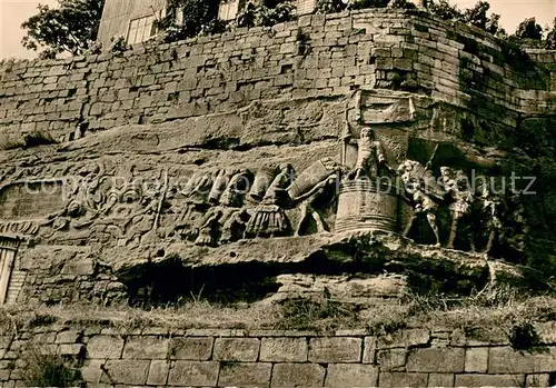 Grossjena Sandsteinreliefs an den Weinbergen der Unstrut Grossjena