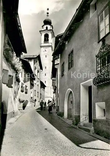 AK / Ansichtskarte Samedan Dorfpartie mit Kirche Samedan