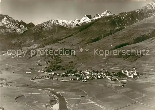 AK / Ansichtskarte Zuoz_GR Engadin Panorama mit Piz Kesch  Zuoz_GR