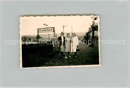 AK / Ansichtskarte Sandebeck Vier Frauen Foto Sandebeck