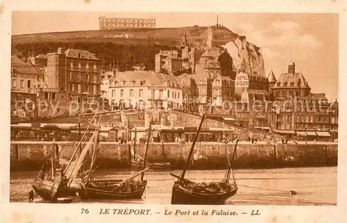 AK / Ansichtskarte Le_Treport_76 Le port et la falaise bateaux de peche 