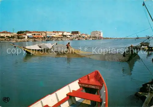 AK / Ansichtskarte Le_Grau_d_Agd_34 Bords de l Herault pres de l embouchure Bateaux de peche 