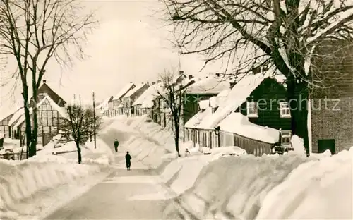AK / Ansichtskarte Benneckenstein_Harz Bergstrasse im Winter Benneckenstein_Harz