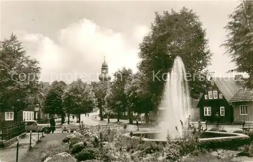 AK / Ansichtskarte Frauenwald_Thueringen Luftkurort Anlagen mit Springbrunnen Frauenwald Thueringen