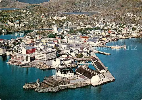 AK / Ansichtskarte Svolvær Centrum Fliegeraufnahme Svolvær