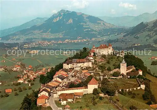 AK / Ansichtskarte Gruyeres__Gruyere_FR en direction de Broc Vue aerienne 