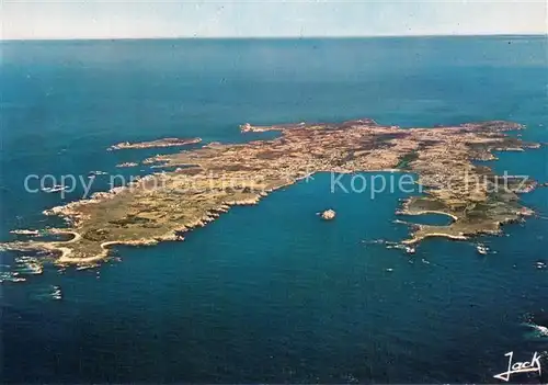 AK / Ansichtskarte Ile_d_Ouessant Vue generale aerienne Ile_d_Ouessant