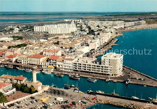 AK / Ansichtskarte Le_Grau du Roi_30_Gard Le Chenal Maritime et la Rive Gauche Vue aerienne 