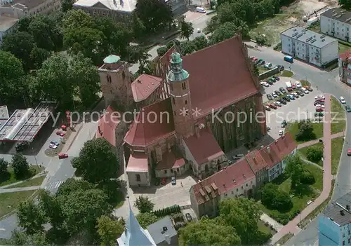 AK / Ansichtskarte Zary_Sorau_PL Glockenturm Pfarrkirche und Waechterturm Fliegeraufnahme 