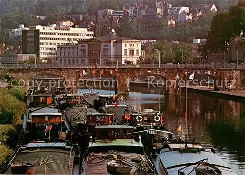 AK / Ansichtskarte Saarbruecken Alte Bruecke Bootshafen Saarbruecken