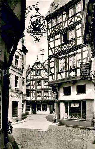 AK / Ansichtskarte Bernkastel Kues Mittelalterliche Fachwerkhaeuser Altstadt Bernkastel Kues