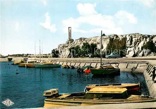 AK / Ansichtskarte Saint_Pierre_sur_Mer Le port et Monument Brossolette 