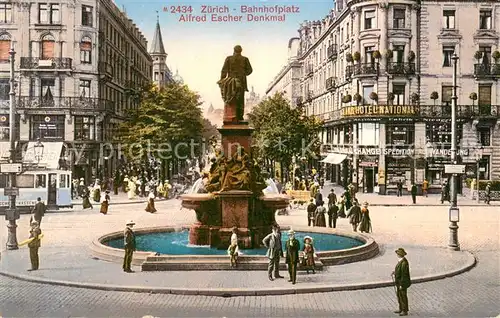 AK / Ansichtskarte Zuerich_ZH Bahnhofplatz mit Alfred Escher Denkmal Zuerich_ZH