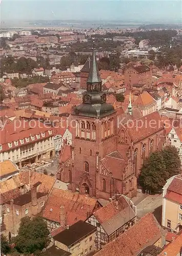 AK / Ansichtskarte Guestrow_Mecklenburg_Vorpommern Fliegeraufnahme Stadt  u. Pfarrkirche St. Marien Guestrow_Mecklenburg