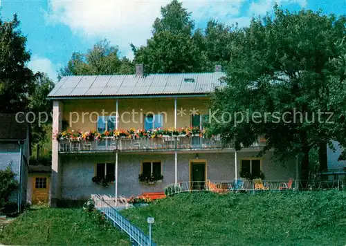 AK / Ansichtskarte Oberwarmensteinach Haus Muehlbauer Aussenansicht Oberwarmensteinach