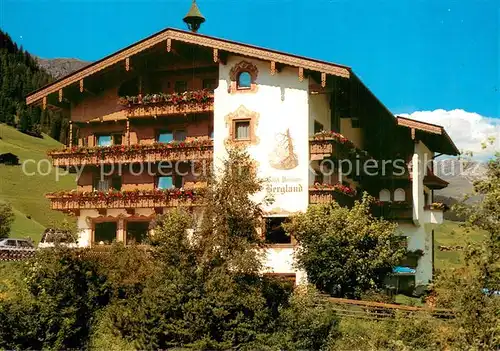 AK / Ansichtskarte Hintertux_Zillertal Hotel Pension Bergland Aussenansicht Hintertux_Zillertal