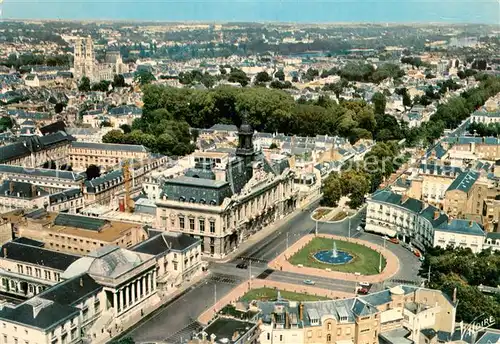 AK / Ansichtskarte Tours_37 Laplace Jean Jaures le palais de justice et lhotel de ville La cathedrale Saint Gatien 