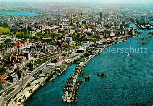 AK / Ansichtskarte Hamburg Hafen und Stadt Hamburg